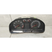 Щиток приборов (приборная панель) Volkswagen Passat B5 1998