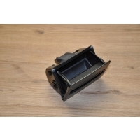 Пепельницу skoda октавия iii combi 5e5 5e0863284b дизель 110kw 2014