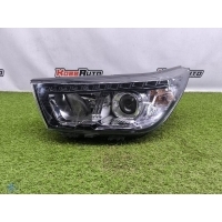 Фара SsangYong Tivoli 2015- 8310135200