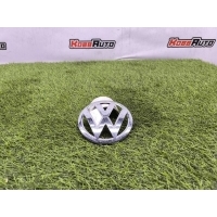 Эмблема Volkswagen Golf 5G0853601