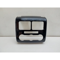 Накладка декоративная Land Rover Range Rover LR100024