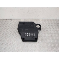 декоративная крышка двигателя Audi A3 8L 1998 06A103925N