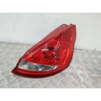 фонарь задний правый Ford Fiesta 6 поколение 2011 8A6113404A
