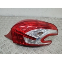 фонарь задний правый Peugeot 208 1 поколение 2014 9672628380