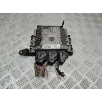 блок управления двигателем Renault Megane 3 поколение 2009 8200565863