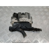 блок управления двигателем Opel Astra H 2007 0281012694,55560810