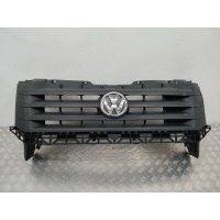 решетка радиатора Volkswagen Crafter 1 поколение [рестайлинг] 2015 2E0853653