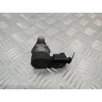 pегулятор давления топлива Audi Q7 4L 2008 057130764