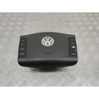 подушка безопасности водителя Volkswagen Touareg 1 поколение 2005 7L6880201