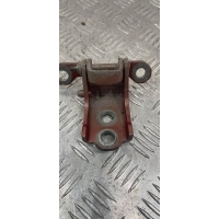 петля двери Renault Kadjar 1 поколение 5885R5154R