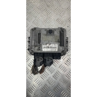 блок управления двигателем Renault Megane 2 поколение 8200705747