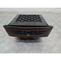 CD-чейнджер Mercedes-Benz CLS C219 2005