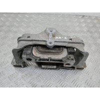 подушка крепления двигателя Mercedes-Benz A W176 2014 A2462402617