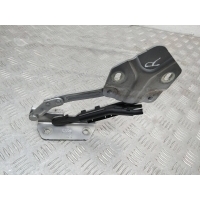 петля капота правая Volkswagen Caddy 3 поколение 2008 1T0823302E