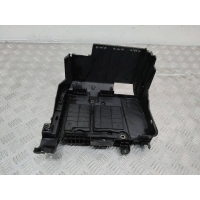 полка аккумулятора Renault Megane 2 поколение 2005 8200467409