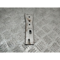 кронштейн (крепление) Renault Megane 4 поколение 2018 681837429R