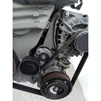 кронштейн генератора Mercedes-Benz A W176 2015