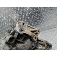 кронштейн коробки (балка кпп) Renault Kangoo 2 поколение 2007 8200206107