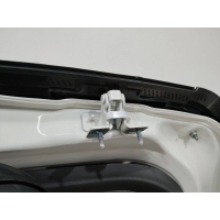 петля крышки багажника левая Mercedes-Benz A W176 2015