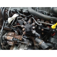 топливная рампа левая Ford Transit 7 поколение 2011