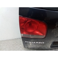 фонарь крышки багажника левый Volkswagen Touareg 1 поколение 2004