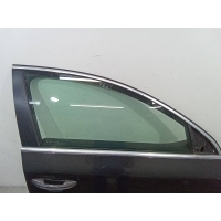 стекло двери передней правой Volkswagen Passat B6 2008