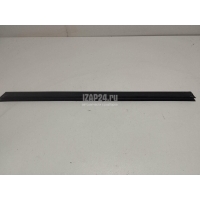 Уплотнитель стекла двери BMW Countryman F60 2016 51357390166