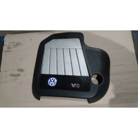 Крышка верхняя двигателя на двигатель гольф iv 2.8 v6 022103935b 022103925a