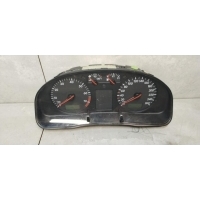 щиток приборов (приборная панель) Volkswagen Passat B5 1998