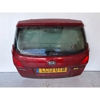 Kia venga 09 - 13 крышка багажника задняя