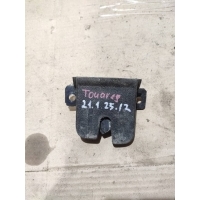 Замок багажника Volkswagen Touareg 1 2004 7L6827505
