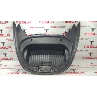 Корыто пластиковое Tesla Model 3 2022 1526738-00-B,1526739-00-A