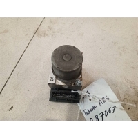 Блок Toyota Auris E150 2006-2012 2010 4405002610