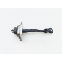 Ограничитель двери Toyota Camry 50 2012 6861033091