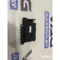 Блок предохранителей Volkswagen Teramont 2020 3CN937548B