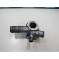 Фланец двигателя системы охлаждения VAG Octavia (A4 1U-) (2000 - 2011) 038121133A