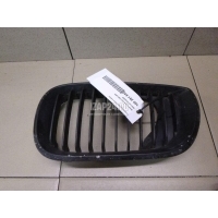 Решетка радиатора левая BMW 3-serie E46 (1998 - 2005) 51137030545