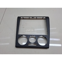 Рамка магнитолы VAG Octavia (A4 1U-) (2000 - 2011) 1U186339901C