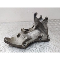 Кронштейн генератора Renault Laguna II (2000-2007) 2007 8200689751