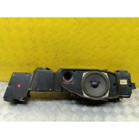 Сабвуфер Toyota Land Cruiser (100) 1998-2007 Внедорожник 2004 8615060051