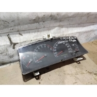 Щиток приборов (приборная панель) Toyota Corolla E120 2004
