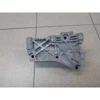 Кронштейн двигателя правый Renault Twingo (2007 - 2014) 8200871583