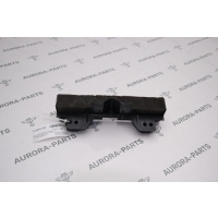 Кронштейн радиатора верхний Land Rover Range Rover Sport L494 2013 LR052925