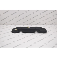 Молдинг передней панели центральный Land Rover Range Rover 30DDTX L405 2012 LR121737