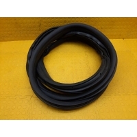 Уплотнитель двери Ford Transit TT9 2022 2622096, BK31V20709AA, KK31V20709CA