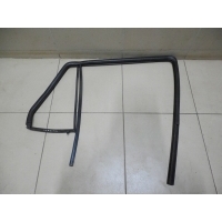 Уплотнитель стекла двери HYUNDAI Santa Fe (CM) 2006-2012 835312B000