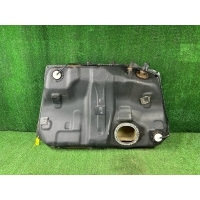 топливный бак Toyota Avensis (T220) AZT220 2003 7700105030