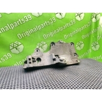 Кронштейн генератора Volkswagen Passat B6 Variant 2006 038903143, 038903139AF, 038903139