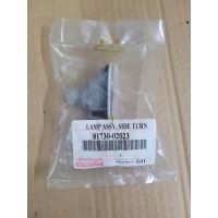 Поворотник боковой uniw . toyota rav 4 ii depo