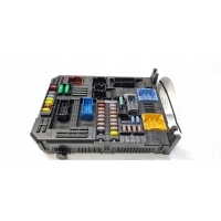 Блок предохранителей 9830790580 citroen berlingo iii
